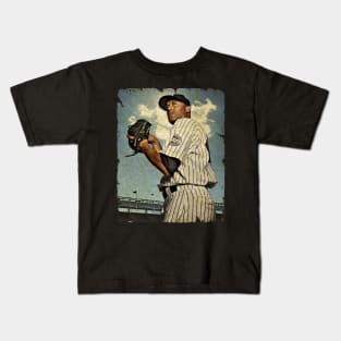 Mariano Rivera in New York Yankees Kids T-Shirt